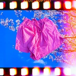 Forever 21 Carmendy Shorts 🍁